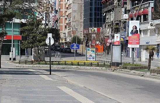 Elazığ'da yeniden kısıtlama sessizliği