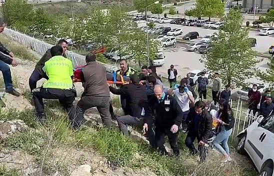 Elazığ'da kaza! 1'i ağır 3 yaralı...