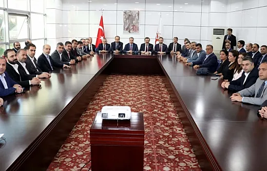 TOBB Başkanı Rifat Hisarcıklıoğlu'ndan ETSO'ya ziyaret