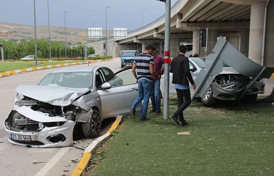 Kekliktepe Kavşağındaki kazaya ait görüntüler