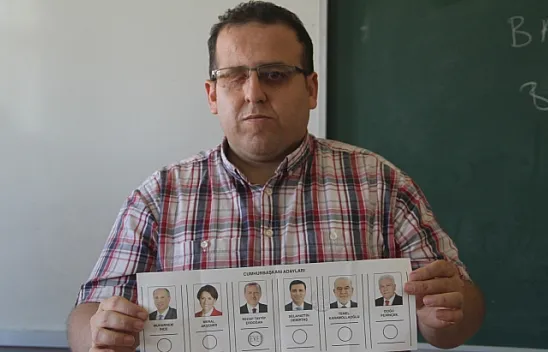 Elazığ'da sandıklar açılmaya başlandı