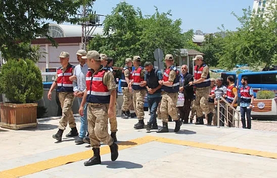 PKK/KCK operasyonunda şüpheliler adliyeye sevk edildi