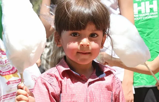 İHH yetim biriminden yetimler için piknik