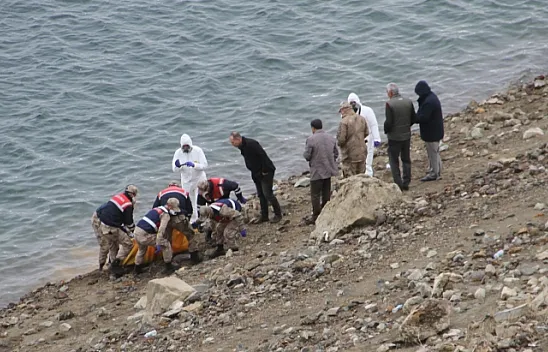 Keban Baraj Gölünden 'Ceset çıktı'