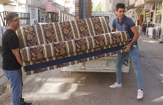 İkinci el eşyacıların yüzü güldü