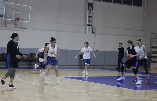 Basketbolda Elazığ'ın kızları Süper Lig istiyor