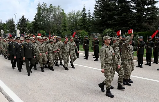 Engellilerin bir günlük temsili askerlik heyecanı