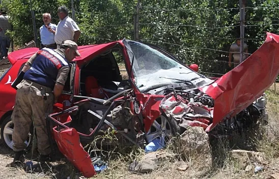 Elazığ-Diyarbakır yolunda feci kaza! 9 yaralı