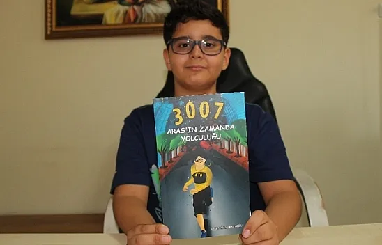 11 yaşında kitap çıkardı, gelirini bağışladı