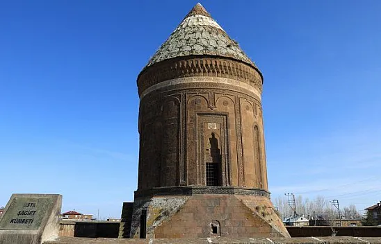 'Sakin şehir' Ahlat ziyaretçilerini bekliyor