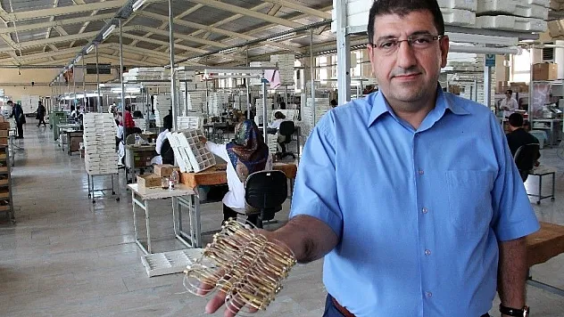 Babasının küçük dükkanından, 430 bin adet üretim yapan fabrikaya
