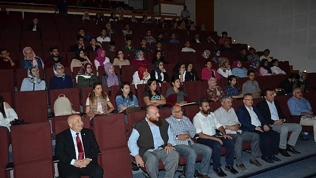 'Hüsn-i Hat Sanatı bilgilendirme konferansı yapıldı