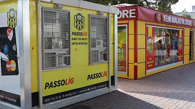 Eski Belediye Meydanı'na Passolig gişeleri kuruldu