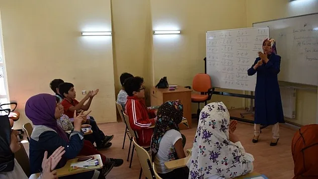 Engelli öğrenciler için yaz kuran kursu açıldı