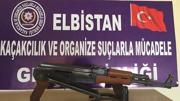 Kahramanmaraş'ta tavuk kümesinden kaleşnikof çıktı