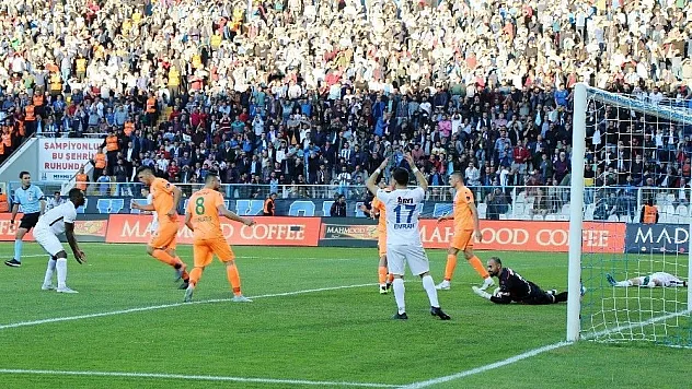 Spor Toto Süper Lig: B.B. Erzurumspor: 1 - Aytemiz Alanyaspor: 0 (Maç sonucu)