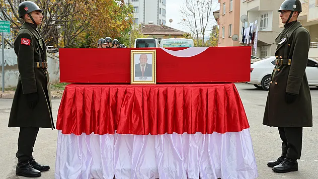 95 yaşındaki Kore gazisi son yolculuğuna uğurlandı