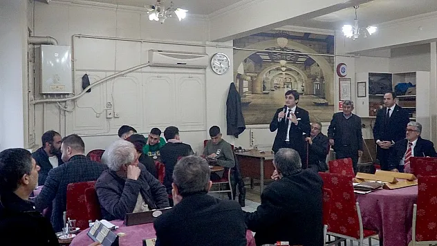 Akın: 'Ben sizlerden emanet oy istemeye geldim'