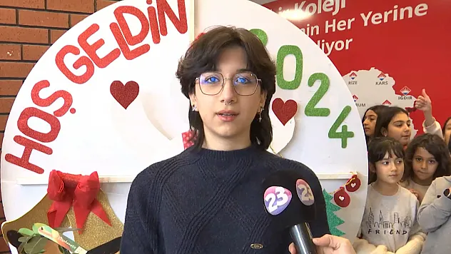 Bahçeşehirli öğrenciden resim sergisi