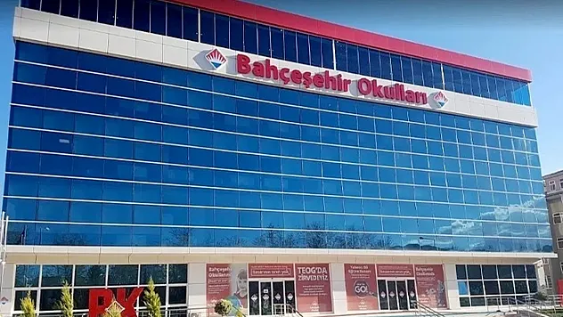 Bahçeşehirli öğrenciler dünya şampiyonu oldu