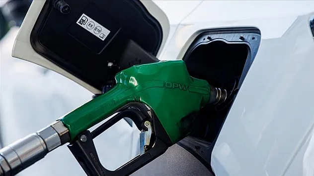 Benzin ve motorine büyük indirim