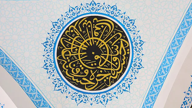 Cami süslemelerinde sanatın incelikleri