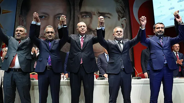 CHP'li Mustafa Ünsal Karatepe AK Parti'ye geçti 