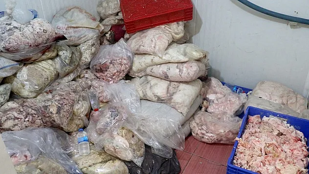Çürük etlerin görüntüleri paylaşıldı