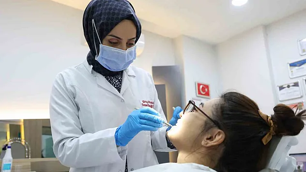 'Diş gıcırdatmanın yüzde 90'ı strese bağlı olarak ortaya çıkıyor'