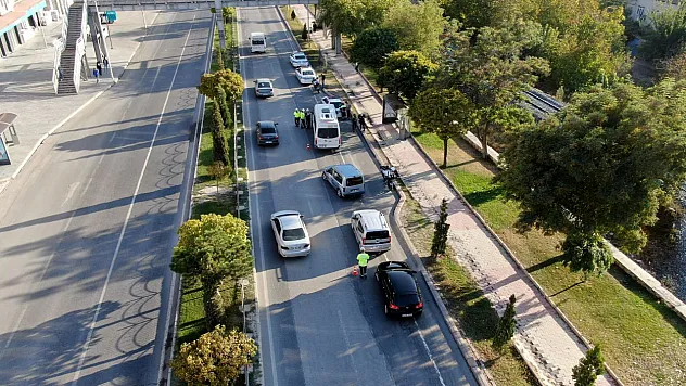 Dron destekli trafik denetimleri devam ediyor