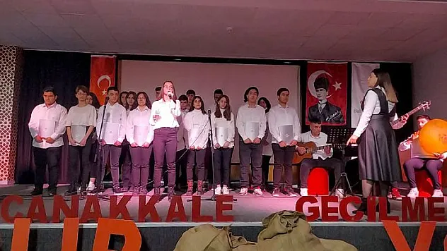 Elazığ Bahçeşehir Koleji 18 Mart şehitlerini andı