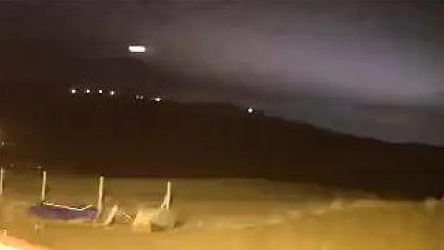 Elazığ'da meteorun düşme anı kameralara yansıdı