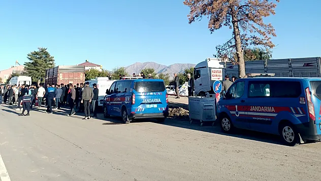 Elazığ'da motosiklet kazasında 2 kişi öldü