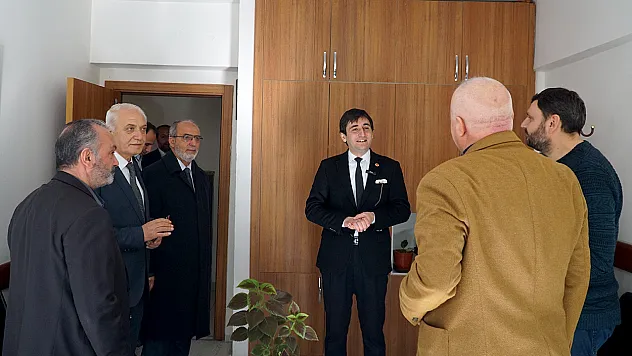 'Elazığ'da sevilen ve sayılan kişiler ile yola çıktık'