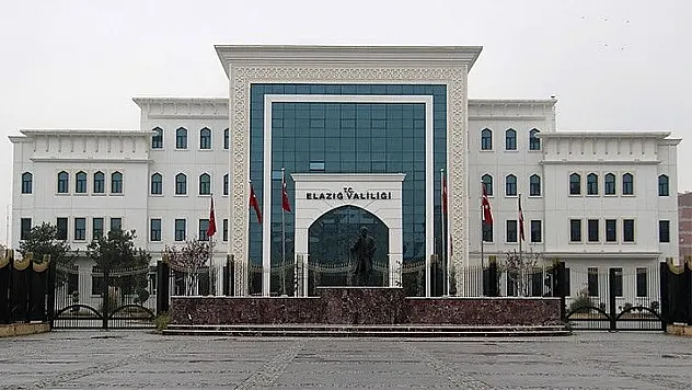 Elazığ'da tahliye zamanı