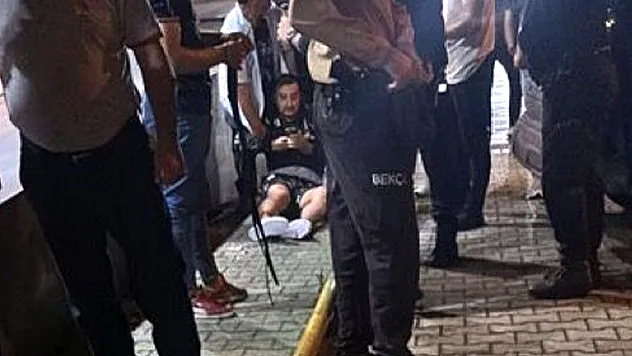 Eski futbolcu Serhat Akın'a silahlı saldırı