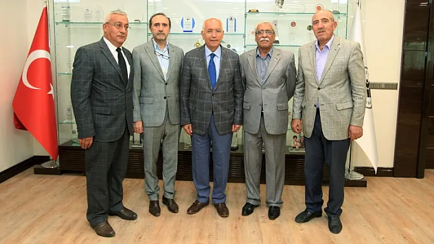 Gakgoşlar'dan Başkan Yaşar'a ziyaret