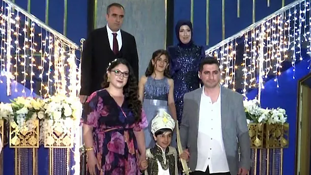 İzgi Ailesi'nin mutlu günü