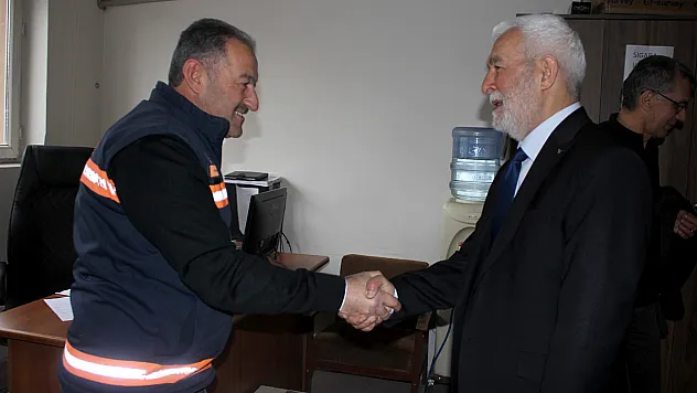 MHP Elazığ adayı Aygen, seçim çalışmalarını sürdürüyor