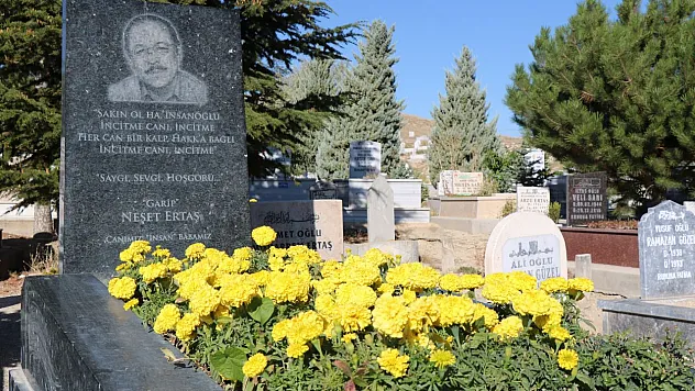 Neşet Ertaş, ölümünün 10'uncu yılında anıldı