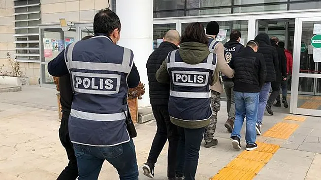 Polis ekipleri suçlulara geçit vermiyor