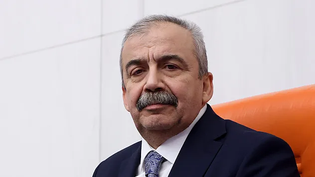 Sırrı Süreyya Önder hayatını kaybetti