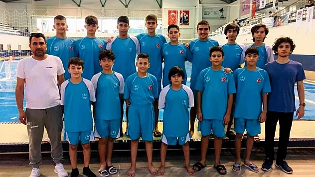 Su topu takımı 2. Lig'e yükseldi