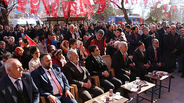 Başkan Adayı Akın, İlçe 'Seçim Koordinasyon Merkezi' açılışına katıldı