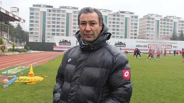 'Öğlen aynı, akşam aynı yemeği yiyoruz'