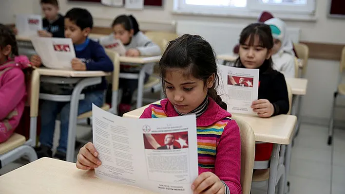 19 milyon öğrenci yarın 'karne' alacak