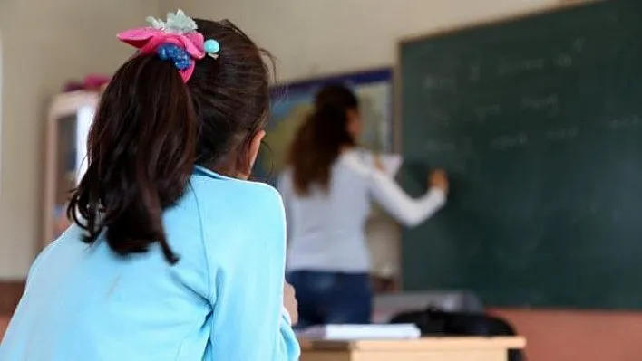 20 bin sözleşmeli öğretmen kadrosu için başvurular başladı