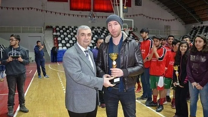 Basketbolda ödül töreni yapıldı
