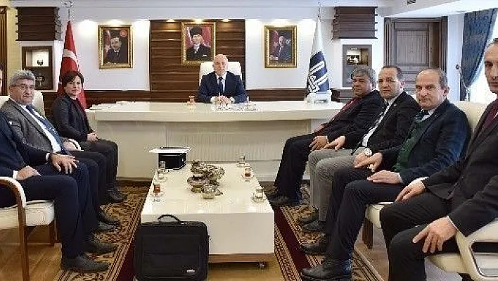 Akdeniz Belediyeler Birliği'nden Başkan Sekmen'e ziyaret
