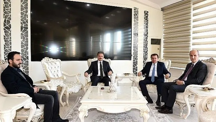 Kahramanmaraş Büyükşehir Belediye Başkanı Erkoç'tan Çakır'a ziyaret
